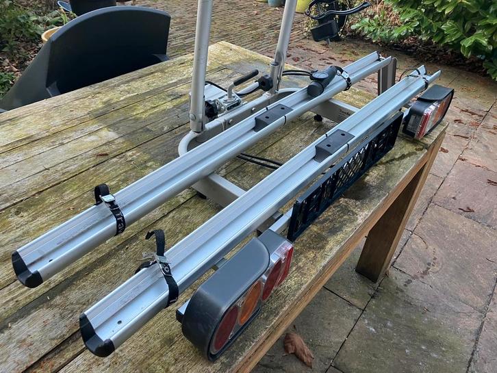 ANWB Travel&Co lichtgewicht fietsendrager e-bikes kantelbaar, Auto diversen, Fietsendragers, Gebruikt, Trekhaakdrager, 2 fietsen