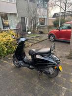 Vespa sprint 2017, Fietsen en Brommers, Scooters | Vespa, Ophalen, Maximaal 45 km/u, Nieuw, Vespa S