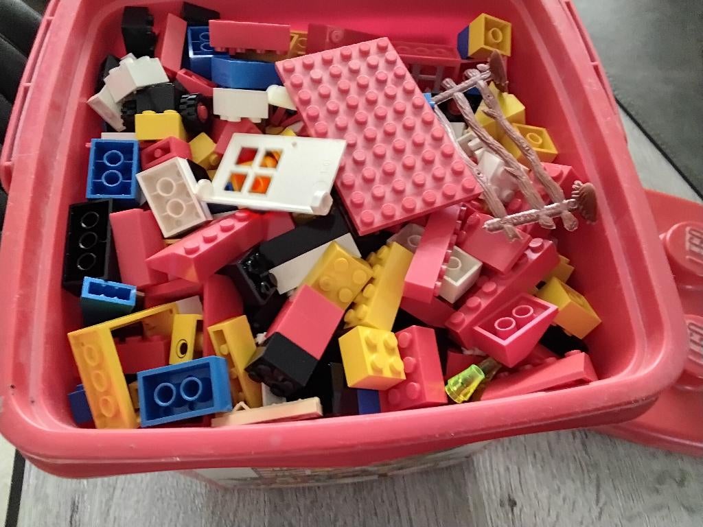Lego, Ophalen