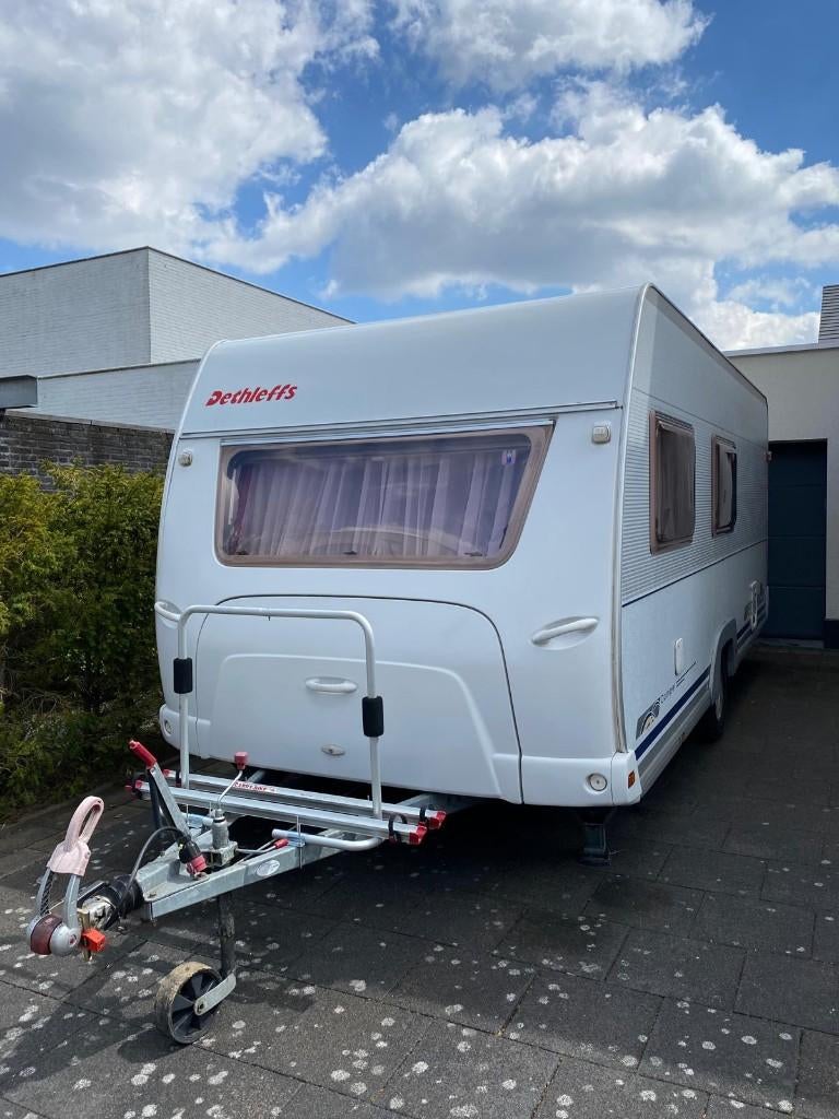 Dethleffs Camper te koop! Gezinscaravan met stapelbed, Caravans en Kamperen, Caravans, Koelkast, Vast bed, Treinzit, Particulier