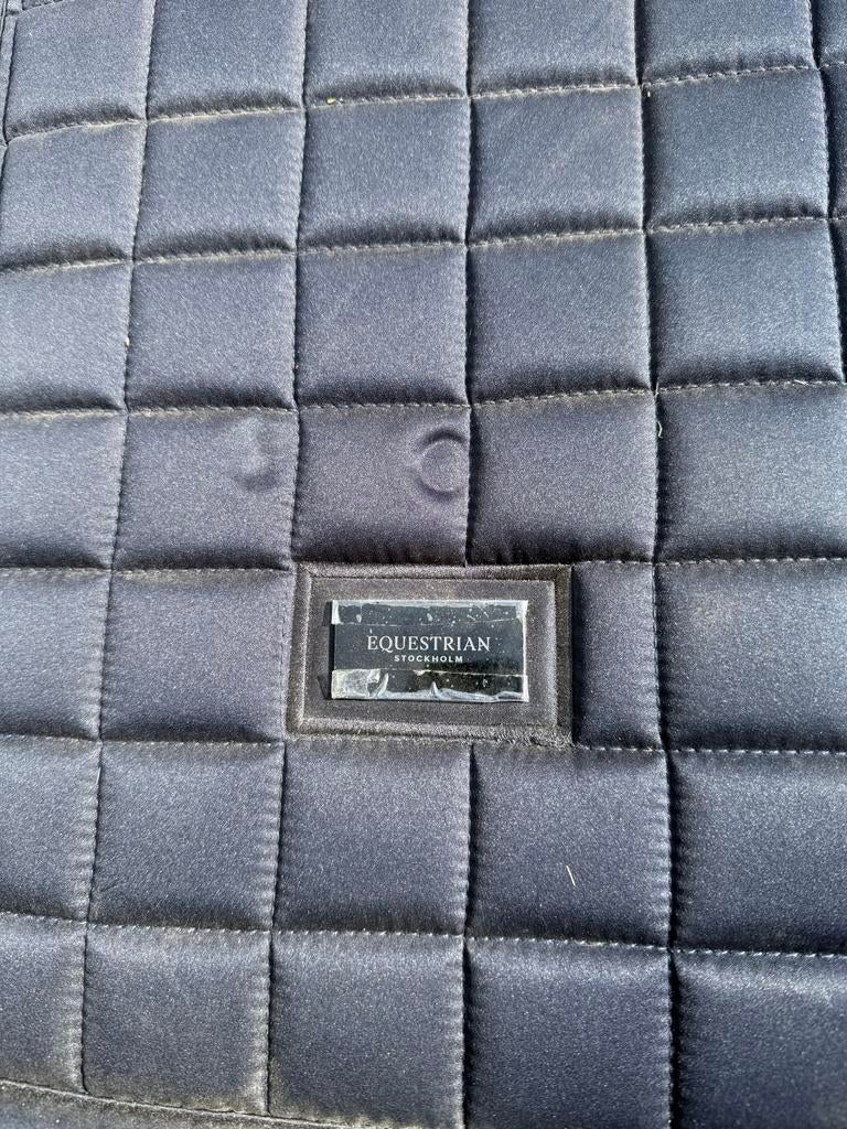 Equestrian Stockholm set sportieve navy, Dieren en Toebehoren, Paarden en Pony's | Dekens en Dekjes, Ophalen of Verzenden, Zo goed als nieuw