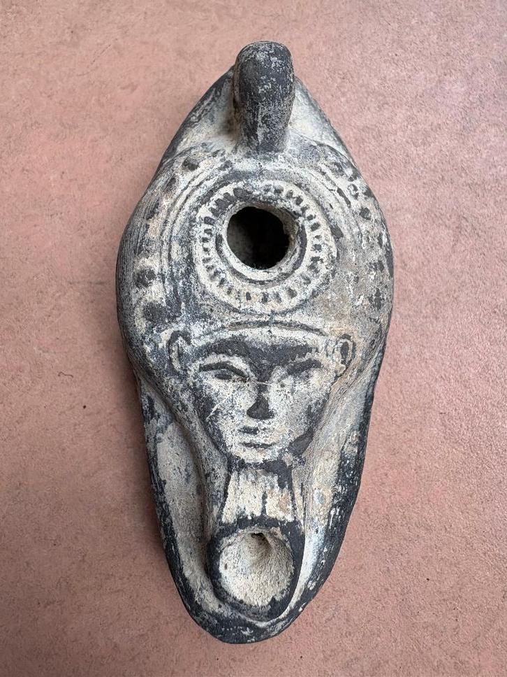 Egyptisch olielampje met godin Hathor, replica, Antiek en Kunst, Curiosa en Brocante, Ophalen of Verzenden