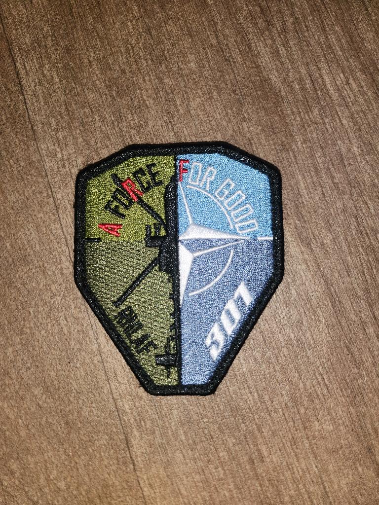 Embleem Patch Badge Nato Top Summit 301Sqn Apache AH-64, Ophalen of Verzenden, Landmacht, Nederland, Embleem of Badge