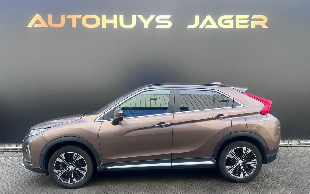 Mitsubishi Eclipse Cross 1.5 DI-T First Edition 1e eig Carpl, 4 cilinders, Bruin, 1435 kg, LED verlichting