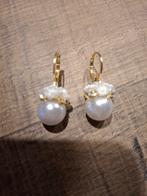 Nieuwe oorbellen goudkleur met parel bloemetjes en steentjes, Overige materialen, Hangers, Goud, Nieuw