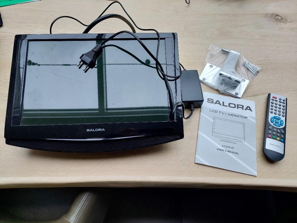 Salora LCD TV / Monitor, 50 Hz, LCD, Zo goed als nieuw, Minder dan 40 cm
