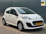 Peugeot 107 1.0 Airco APK NAP 4 NW BANDEN + BOEKJES, Voorwielaandrijving, Euro 5, Gebruikt, 4 stoelen