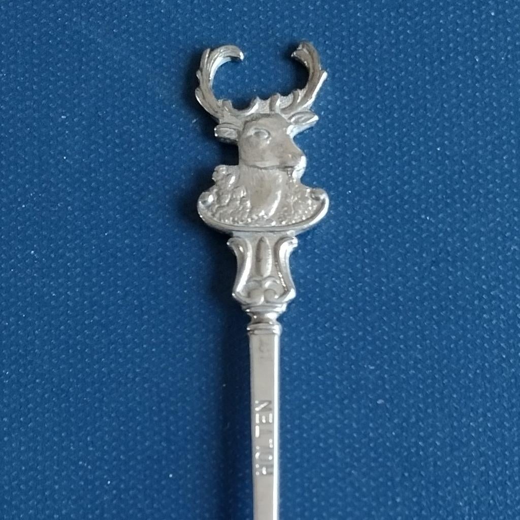 verzilverd lepeltje met hert gewei Holten (p paardenhoofd r), Ophalen of Verzenden