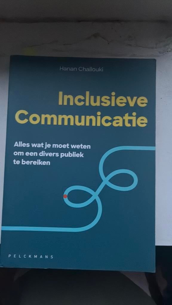 Hanan Challouki - Inclusieve communicatie, Hanan Challouki, Ophalen of Verzenden, Management, Zo goed als nieuw