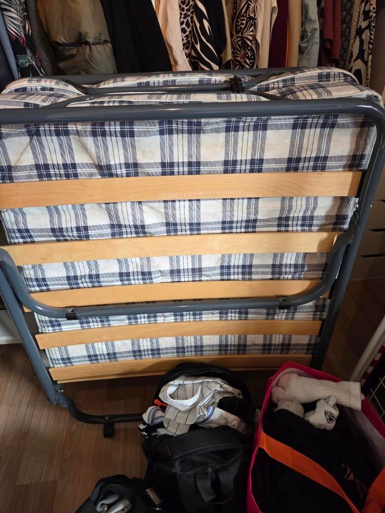 Opklapbed 1 persoons, Huis en Inrichting, Slaapkamer | Bedden, Ophalen