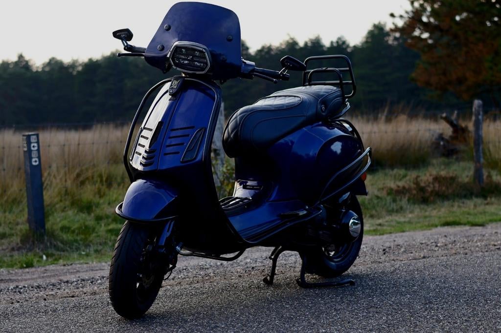 Vespa sprint 2020 uniek is er maar 1 van ww., Ophalen, Benzine, Overige modellen