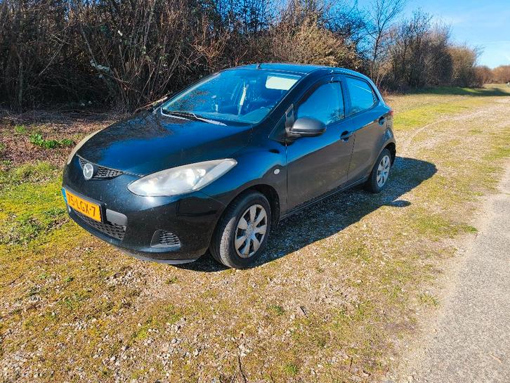 Mazda 2 1.3 55KW 5DRS 2010 Zwart, Auto's, Mazda, Particulier, Trekhaak, Benzine, B, Hatchback, Handgeschakeld, Origineel Nederlands