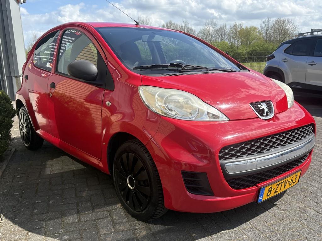 Peugeot 107 1.0-12V XR NAVI-ALL SEASON-NIEUW APK (bj 2009), Gebruikt, 4 stoelen, 68 pk, Bedrijf