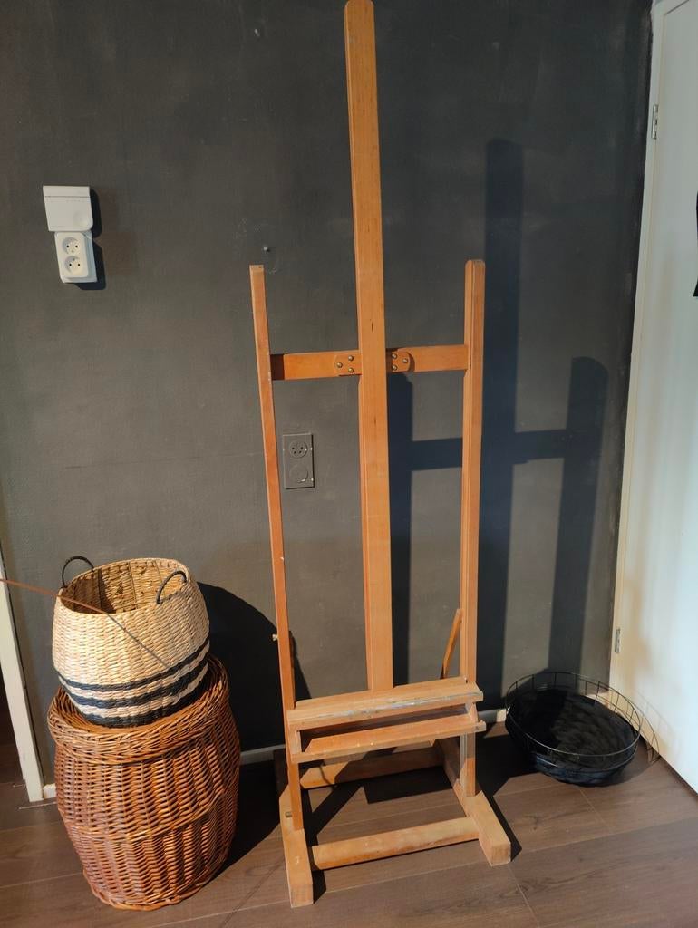 Grote houten schildersezel, Ophalen, Gebruikt, Ezel