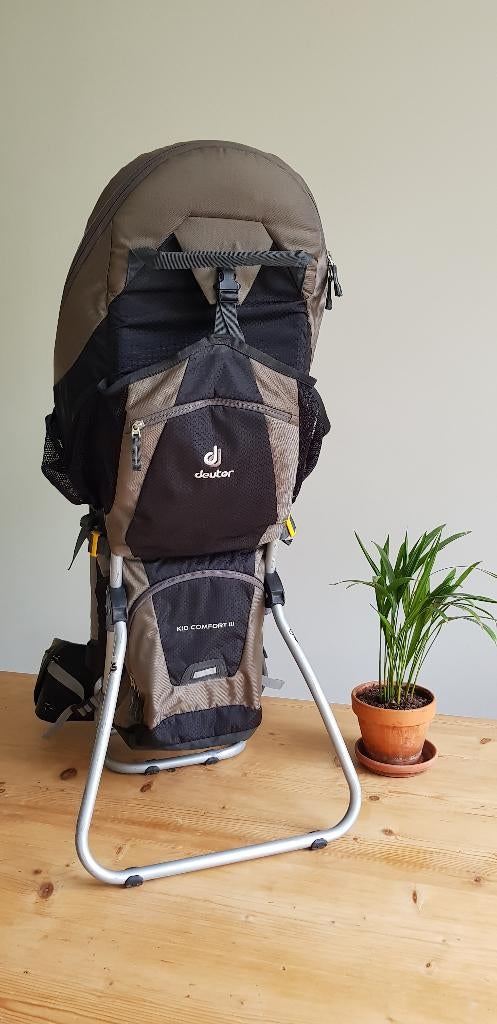 TE HUUR: Deuter kid comfort III / 3 - Draagrugzak, Kinderen en Baby's, Babydragers en Draagdoeken, Zo goed als nieuw, Rug, Draagzak