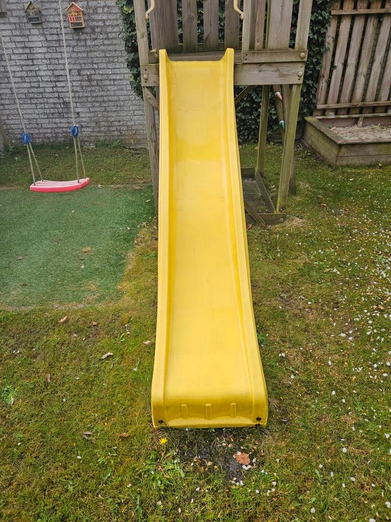 Gele glijbaan, Ophalen, Glijbaan