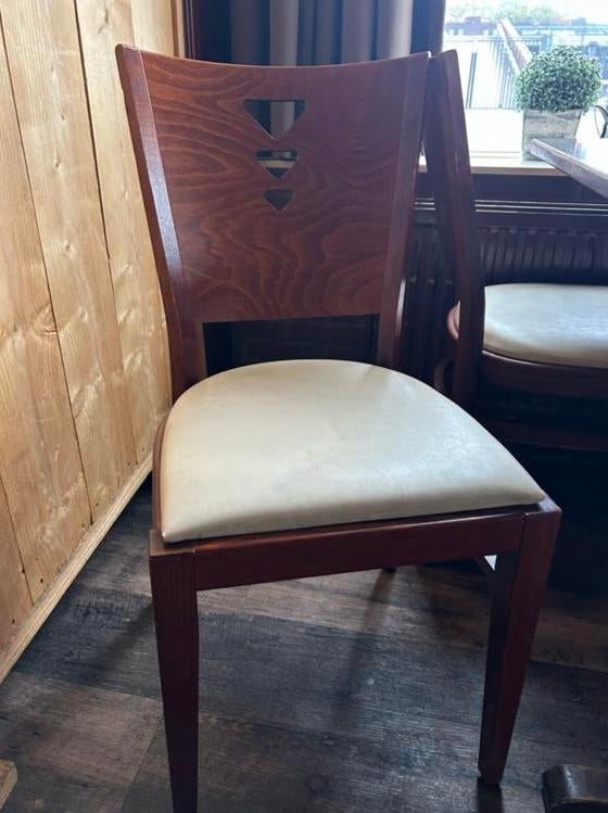 50 houten stoelen, Ophalen of Verzenden