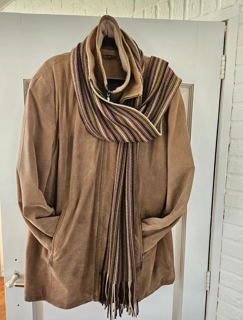 Nette suède jas XL, met sjaal, Ophalen of Verzenden, Zo goed als nieuw, Maat 56/58 (XL), Blauw