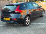 Volvo V40 1.6 D2 CLIM/NAVI /NAP/ STOELVERWARMING/CAMERA, Voorwielaandrijving, Euro 5, Gebruikt, Zwart