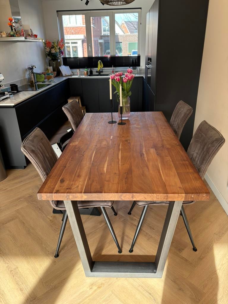 Eettafel industrieel, Huis en Inrichting, Tafels | Eettafels, Ophalen, 50 tot 100 cm, Zo goed als nieuw, 150 tot 200 cm