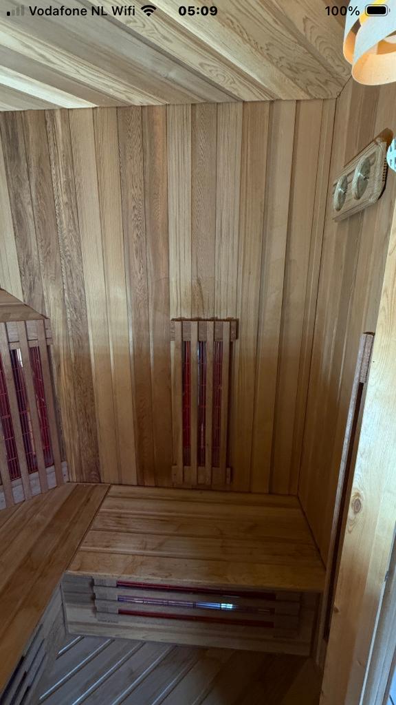 Sauna IR 140 hoek, Ophalen, Gebruikt, Infrarood, Complete sauna