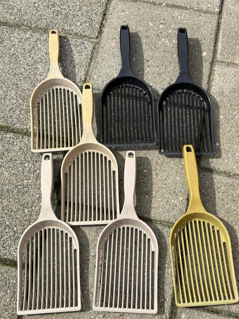 Kattenbak schep. Little lifter, Ophalen of Verzenden, Gebruikt