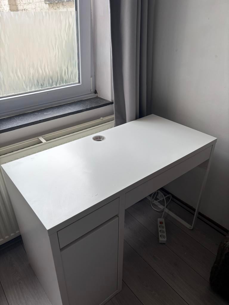 Ikea burea wit 105x50cm, Ophalen, Zo goed als nieuw