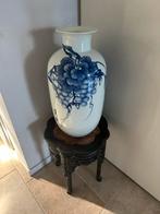 Grote Chinese vaas op Chinese Antieke Hocker, Ophalen of Verzenden