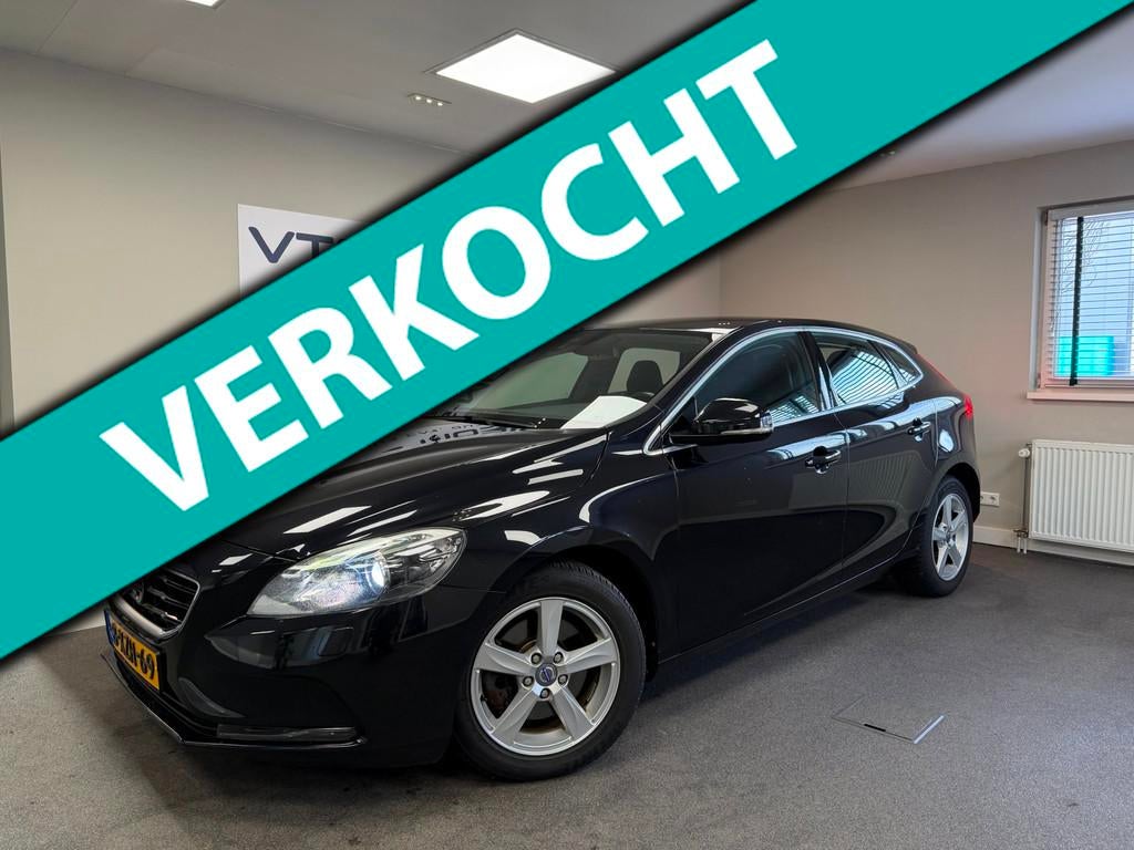 Volvo V40 1.6 T3 Summum Navi|ClimateControl|Stoelverwarming|, Auto's, Volvo, Gebruikt, Zwart, 4 cilinders, 150 pk