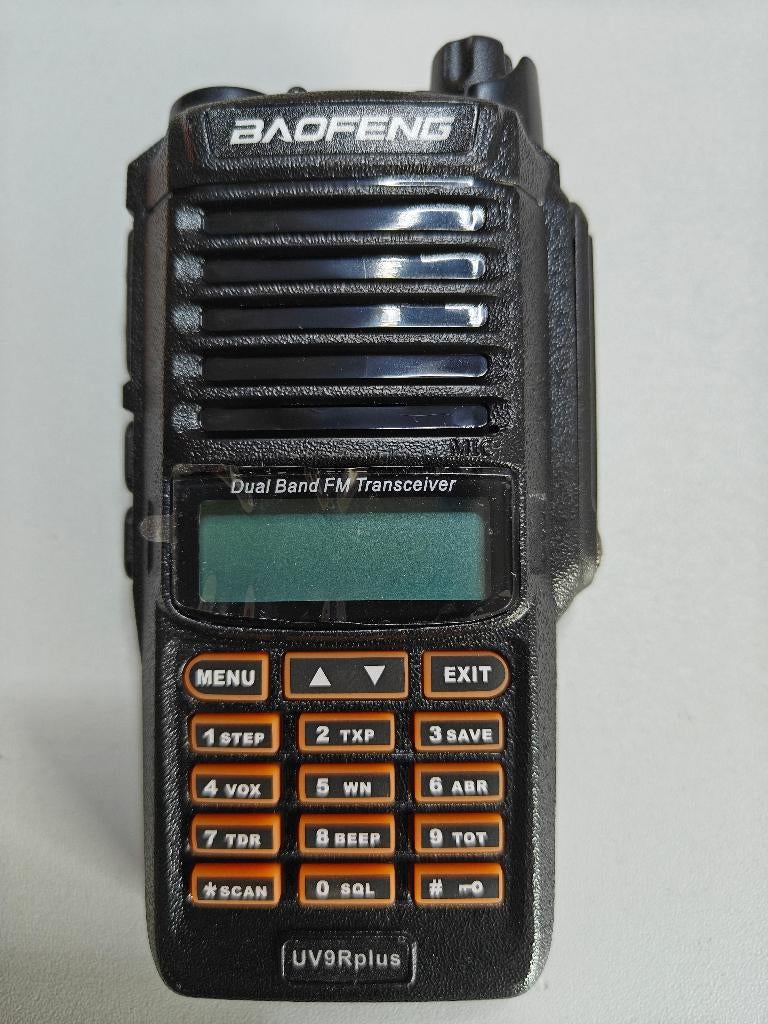 Baofeng UV-9R Plus Dualband IP67 10Watt NIEUW, Met broekklem, Nieuw, 15 km of meer, Ophalen of Verzenden