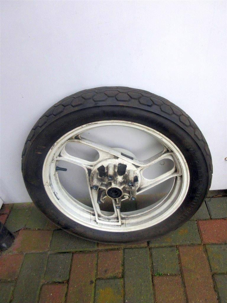 Yamaha FZ600 achterwiel achtervelg achter wiel velg FZ 600, Motoren, Ophalen of Verzenden