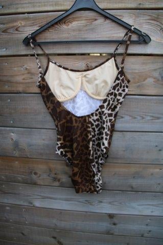 Badpak bruin Tweka mt 38B Vaste prijs, Bruin, Verzenden, Badpak, Zo goed als nieuw