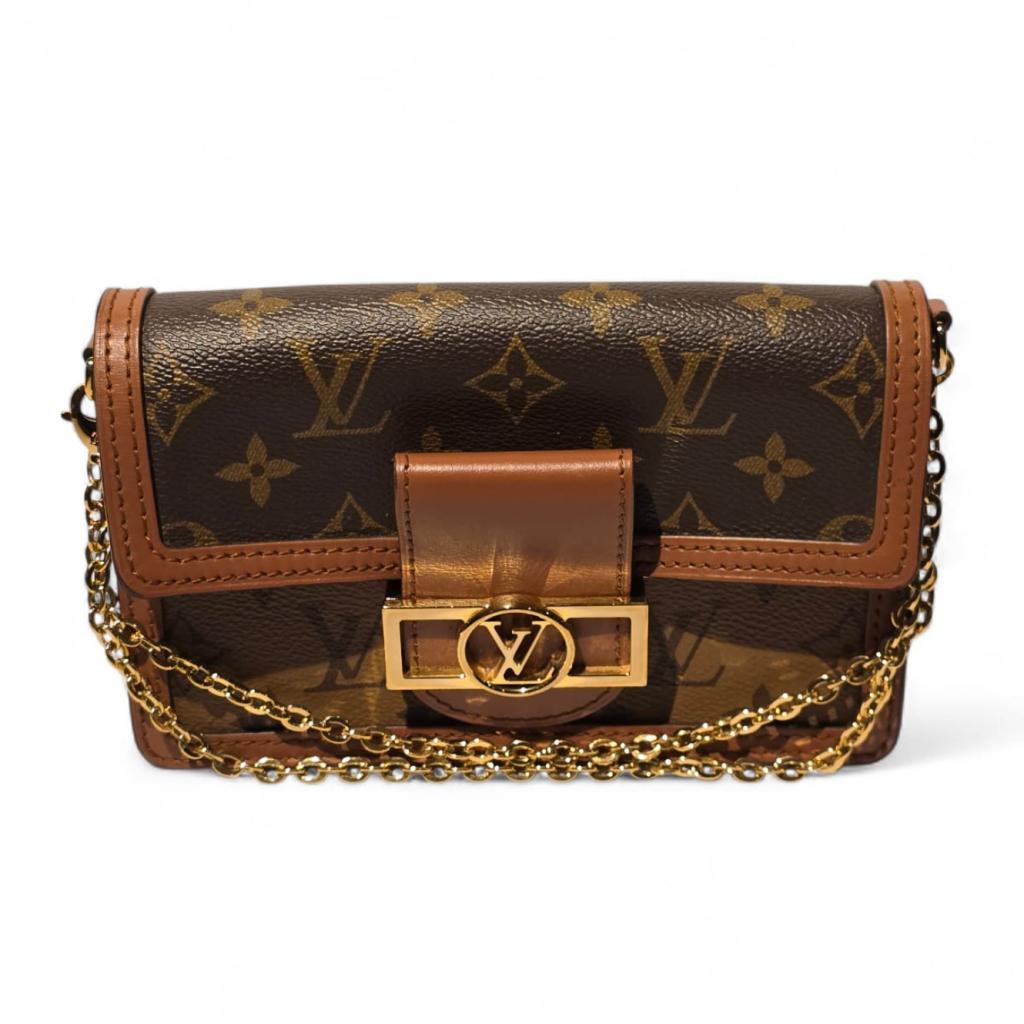 Louis Vuitton M68746 Dauphine Chain Wallet, Louis Vuitton, Gebruikt, Support@louisvuitton.com, 2 Rue du Pont Neuf
75001 Paris
France