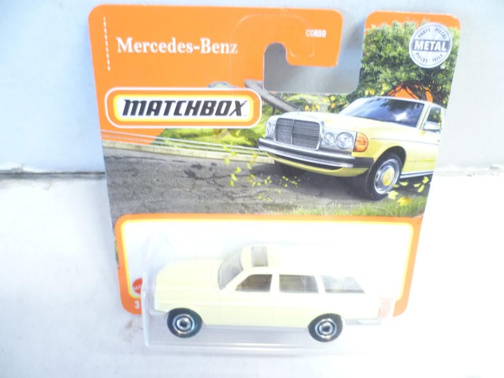 Matchbox Mercedes Benz S123 Station Wagon modelauto.