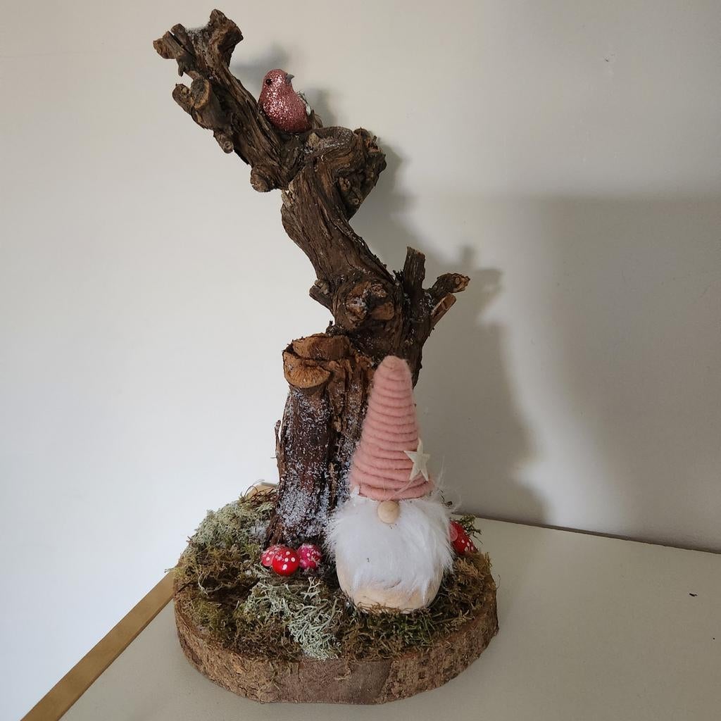 Een mooi arrangement met boom en kabouter, Verzamelen, Beelden en Beeldjes, Ophalen, Zo goed als nieuw