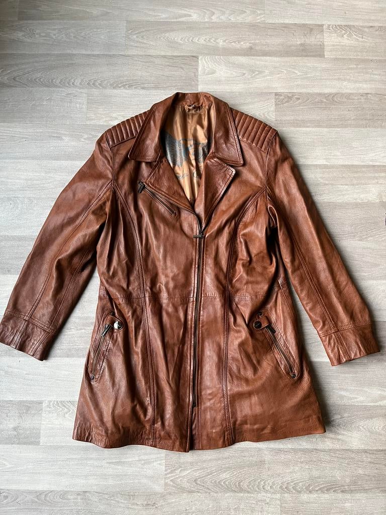 Cognacbruine leren jas Carlo Sacchi Maat 50 (valt als 44 L), Bruin, Verzenden, Maat 42/44 (L), Zo goed als nieuw