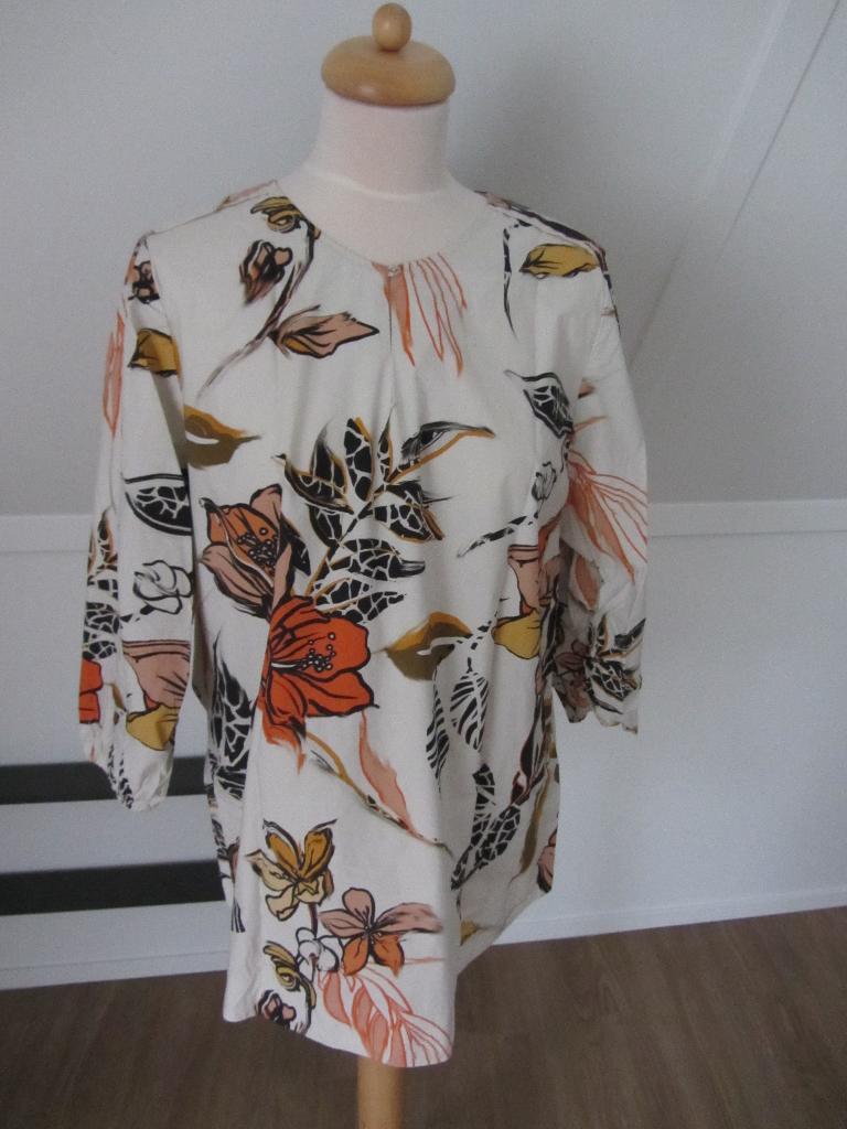 Marccain blouse 42, ecru/bruin/oranje/zwart print, z.g.a.n., Overige kleuren, Maat 42/44 (L), Ophalen of Verzenden, Zo goed als nieuw