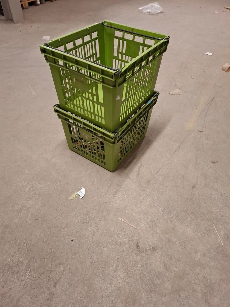 Groene stapel kratten, Ophalen of Verzenden, Krat, Minder dan 35 cm