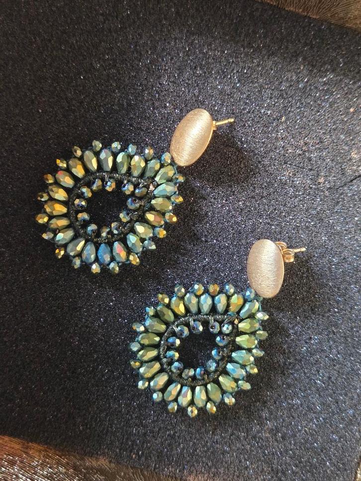 Groene oorbellen van LOTT gioielli, Sieraden, Tassen en Uiterlijk, Oorbellen, Nieuw, Hangers, Overige materialen, Groen, Ophalen of Verzenden