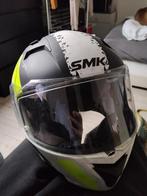 SIZE : M/L  snk helms, Motoren, Overige merken, Heren, Ophalen of Verzenden, Integraalhelm