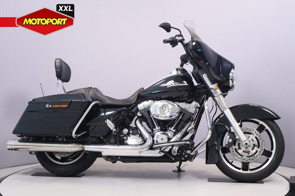 Harley-Davidson STREET GLIDE (bj 2013), H-DCUSTOMERSERVICE@Harley-Davidson.com, Harley-Davidson Benelux, Bedrijf, Toermotor
