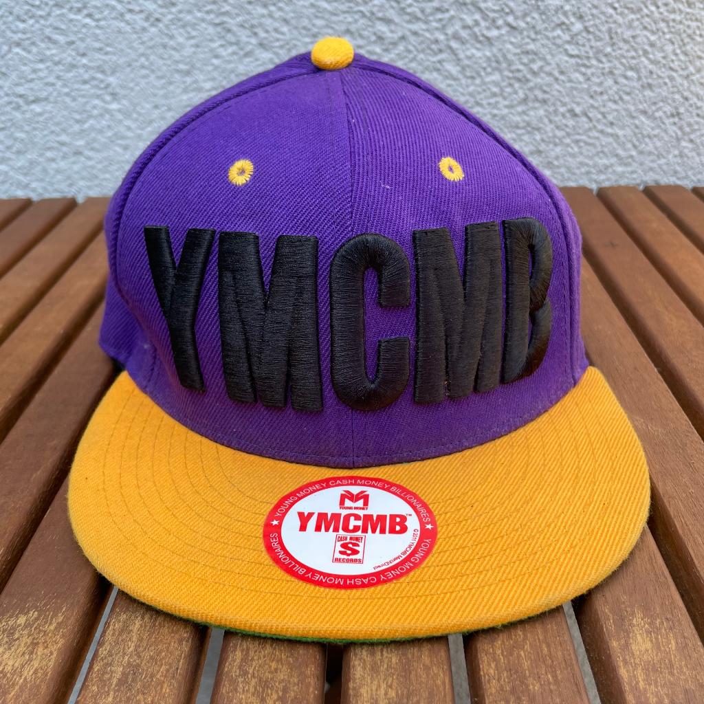 Vintage YMCMB snapback cap – paars/geel – Y2K hiphop – nieuw, YMCMB, Nieuw, Pet, One size fits all