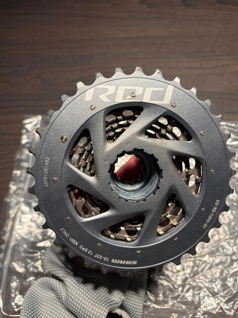 SRAM Red Cassette 10-33 & Ketting - 12 Speed XDR, Gebruikt, Overige materialen, Ophalen of Verzenden, Derailleur of Ketting