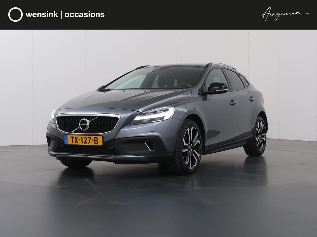 Volvo V40 Cross Country 2.0 T3 Summum | Trekhaak | Panoramad, Auto's, Volvo, Voorwielaandrijving, Gebruikt, 4 cilinders, Leder
