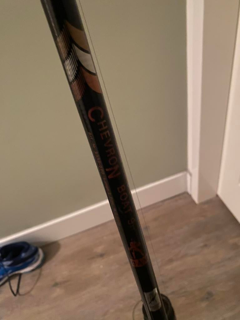 Vishengel Chevron Boat 9ft met molen, Ophalen, Gebruikt, Complete hengel