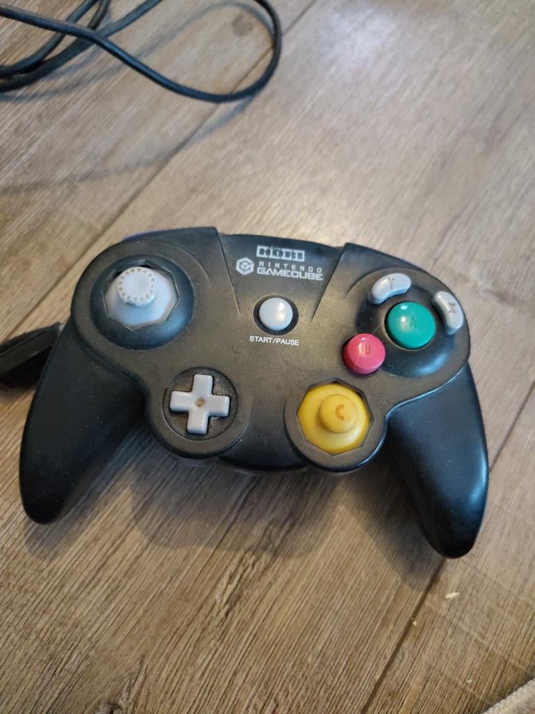 Hori Pad GameCube Controller - Knoppen defect, Overige genres, 1 speler, Ophalen of Verzenden, Vanaf 3 jaar