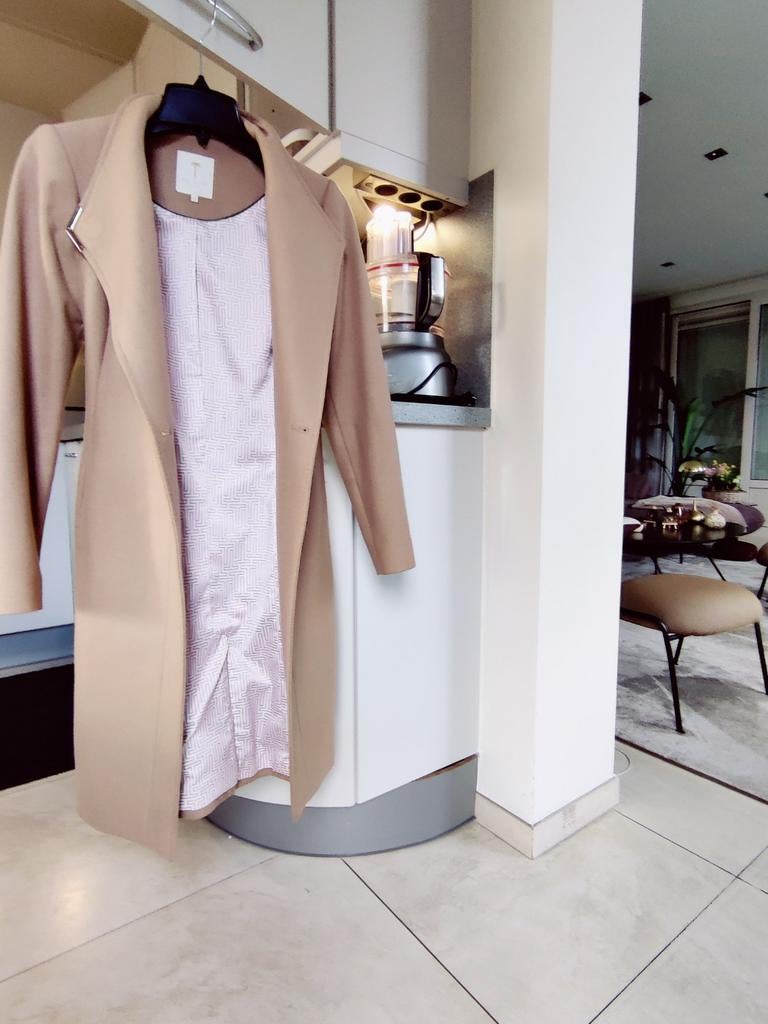 Ted Baker jas maat 34 als nieuw €439, Kleding | Dames, Ophalen of Verzenden, Zo goed als nieuw, Maat 34 (XS) of kleiner, Beige