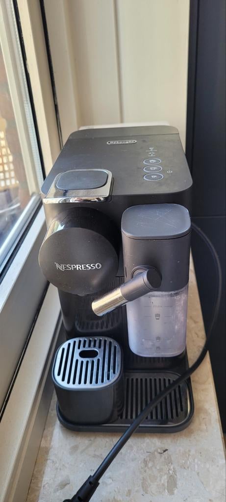Nespresso lattisimmo One, Witgoed en Apparatuur, Koffiezetapparaten, Ophalen, Gebruikt, Espresso apparaat