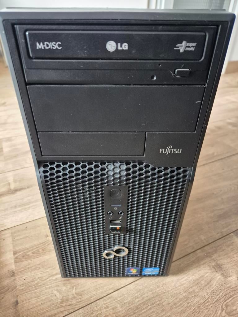 Fujitsu Esprimo P400 Desktop PC - Windows 7 Pro, Computers en Software, Ophalen, Gebruikt, HDD, Minder dan 4 GB
