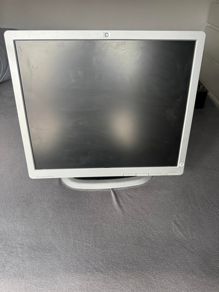 HP Compaq LA1951g 19 inch monitor, Computers en Software, Monitoren, Gebruikt, 60 Hz of minder, DVI, In hoogte verstelbaar, TN
